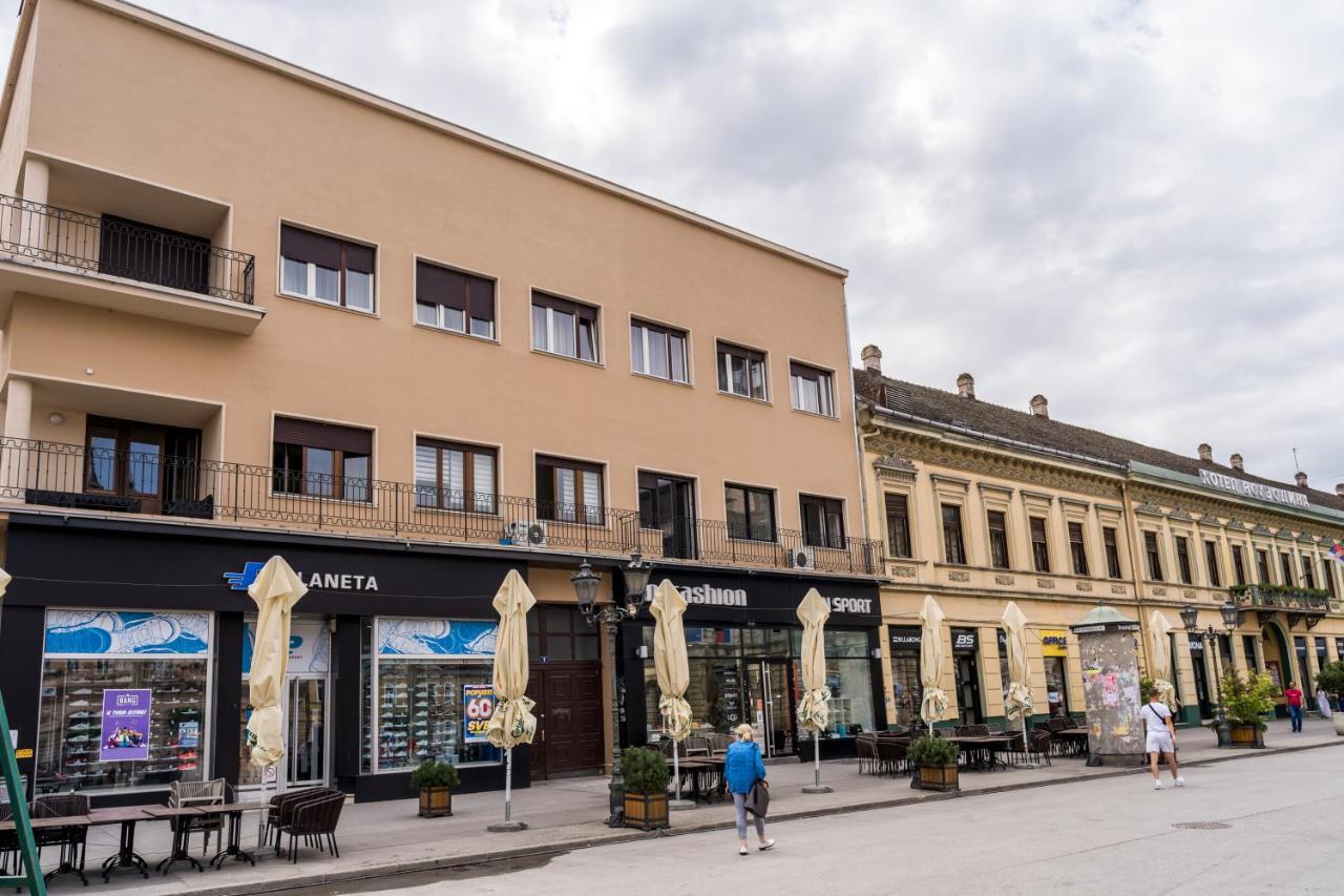 Apartment Panorama Central Novi Sad Exterior photo